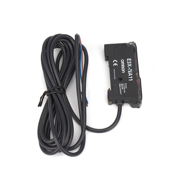 ឧបករណ៍បំពងសំឡេង Omron Fiber Amplifier បំពាក់ឧបករណ៍ចាប់សញ្ញា E3X-SD/-NA