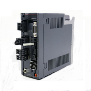 Mitsubishi MELSERVO-J4 servovahvistin k&auml;ytt&ouml;voimalla 200W MR-J4W2-22B