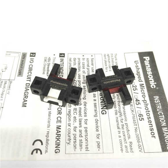 Panasonicin mikrovalokenno PM-K65 PM-T65/-L65/-Y65/-F65/-R65